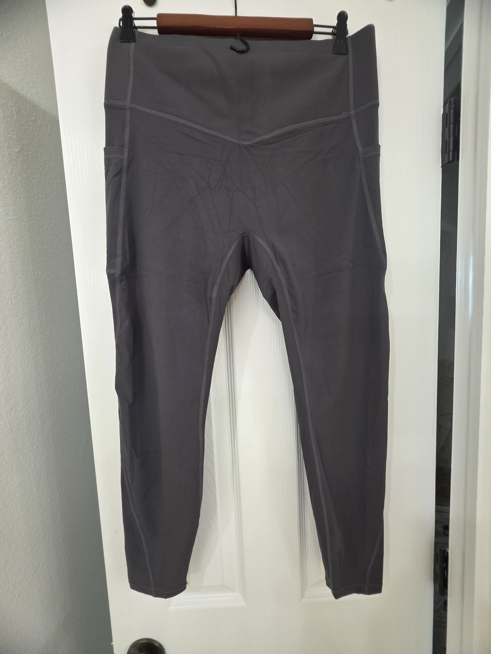 Halara Gray  Active Leggings - Comfortable Stretch Bottoms